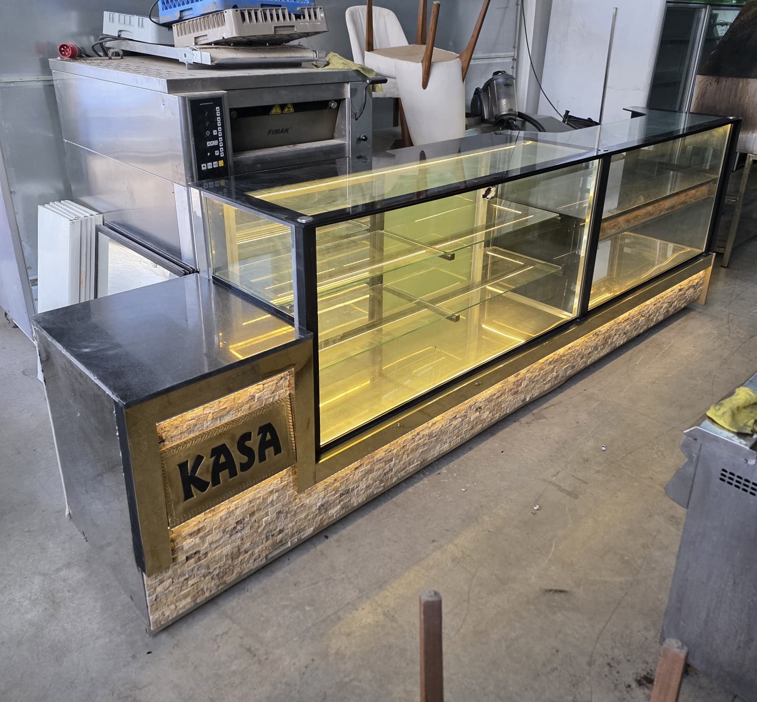 Kuru Pasta ve Poğaça Mayalı Ürün Teşhir Tezgahı 390x70x130cm
