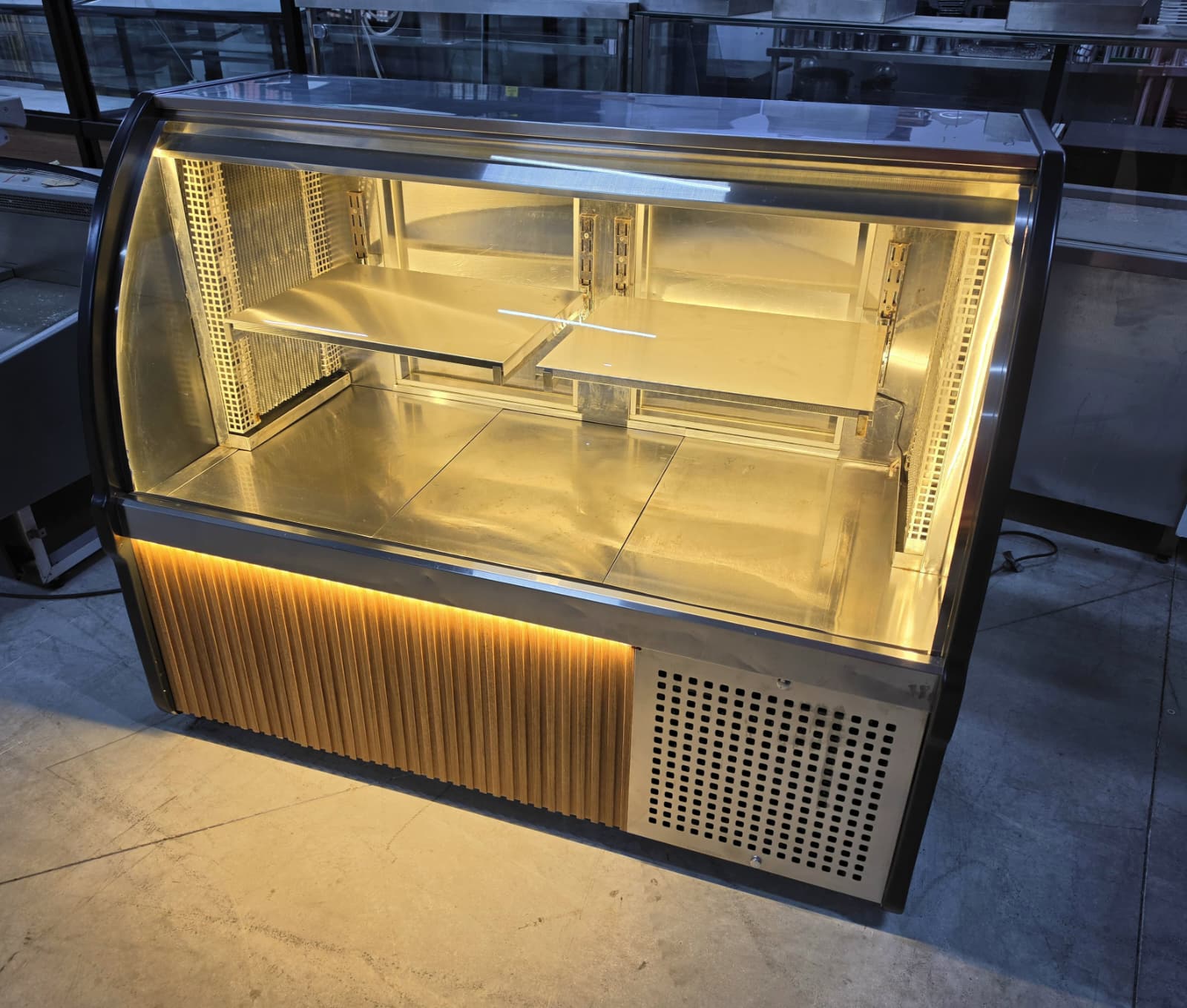 Kebap Izgara ve Meze Dolabı 150x75x125cm