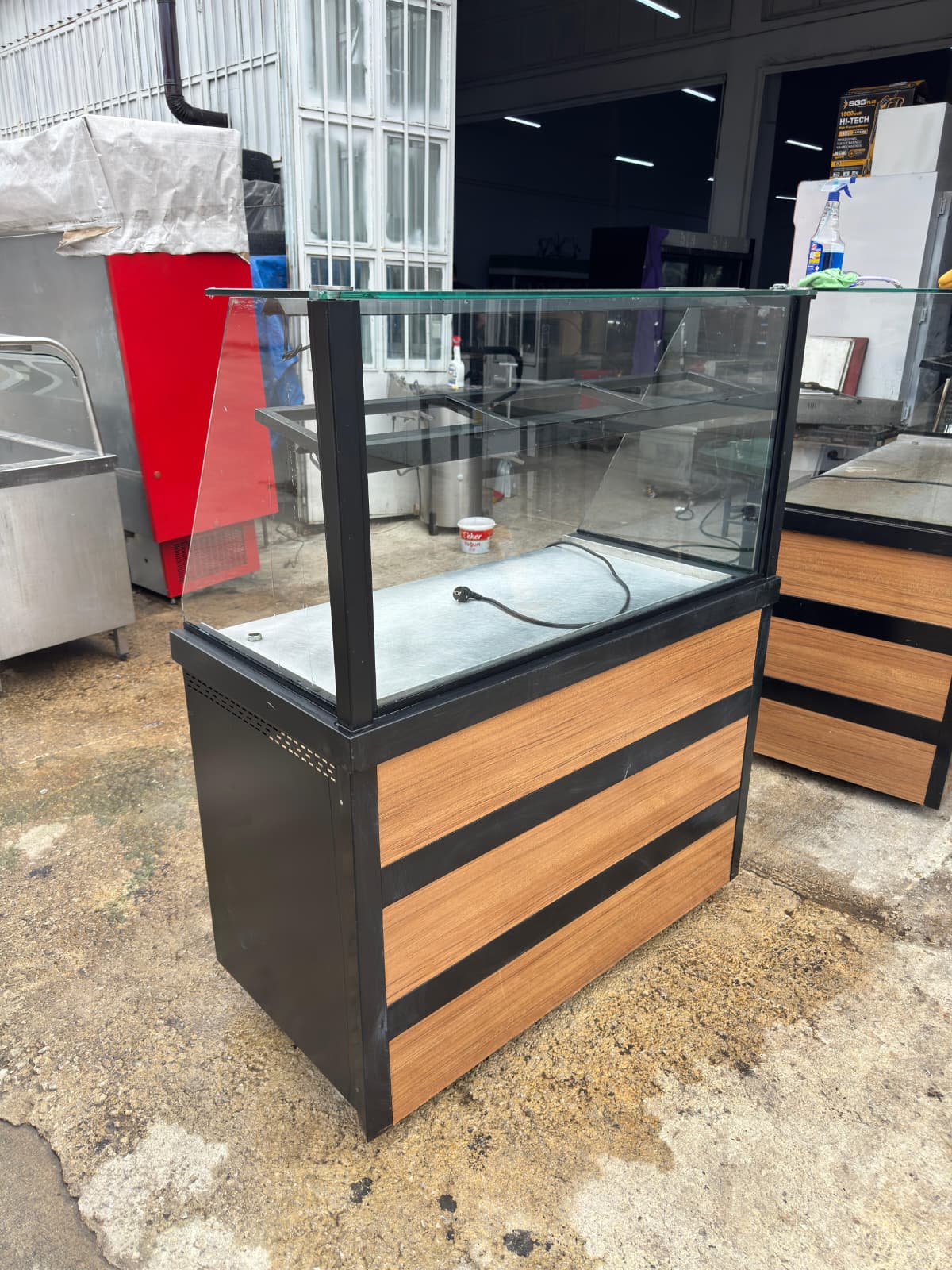 Elektrikli Sulu Sistem Mobilyalı Börek Isıtıcılı Tezgah 120x60x85 cm 2