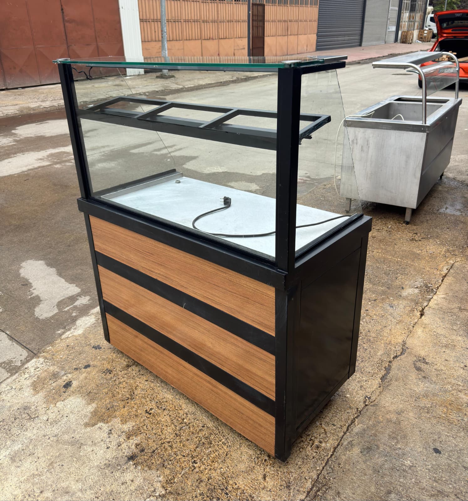 Elektrikli Sulu Sistem Mobilyalı Börek Isıtıcılı Tezgah 120x60x85 cm 3
