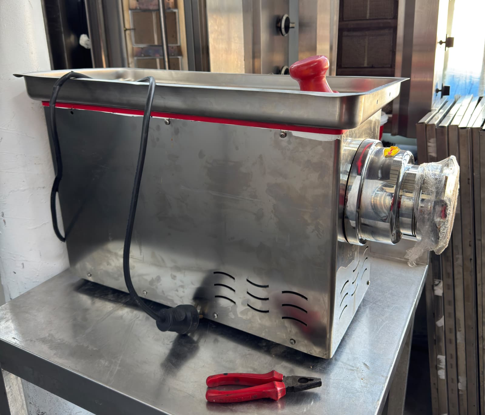 Kıyma Makinası 380 Volt 2